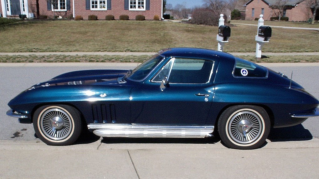 Corvette Generations/C2/C2 1966 Nassau Blue 2.jpg